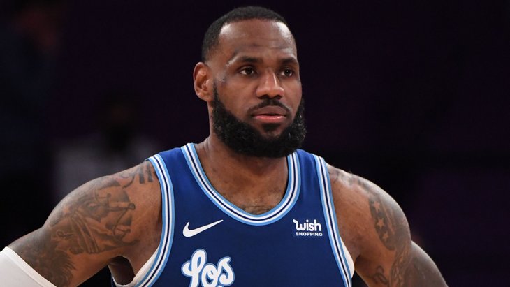 Леброн Джеймс