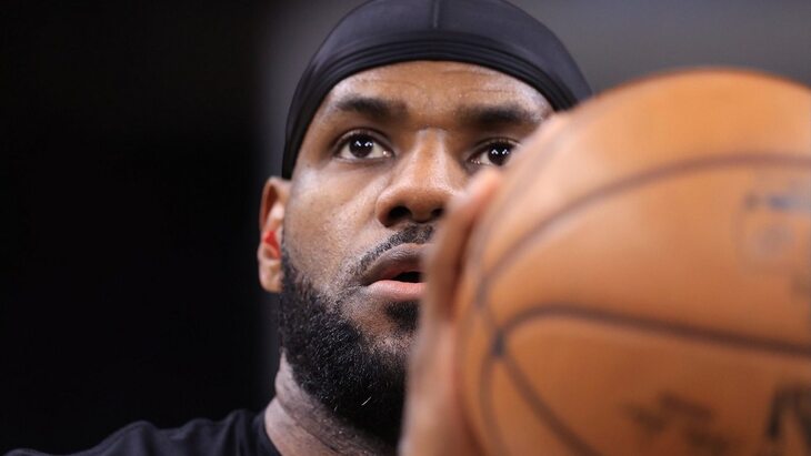 Леброн Джеймс