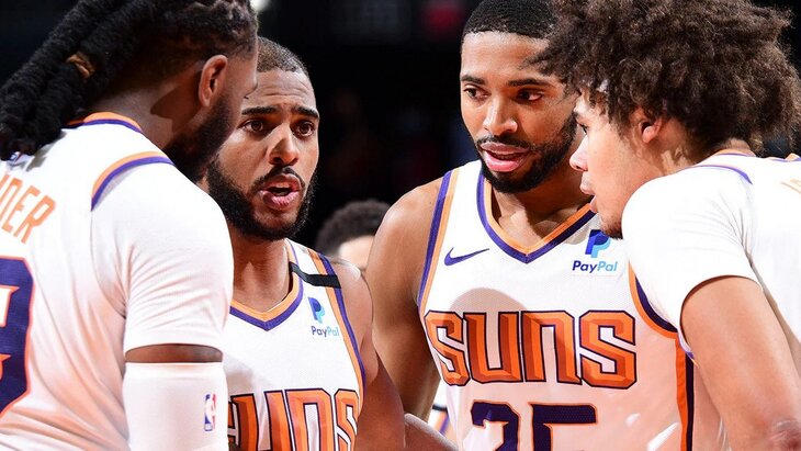 Баскетболисты «Финикса»