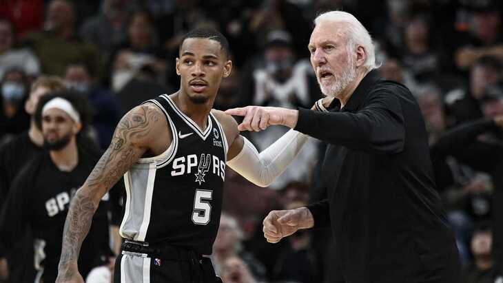 Деджанте Мюррей и Грег Попович