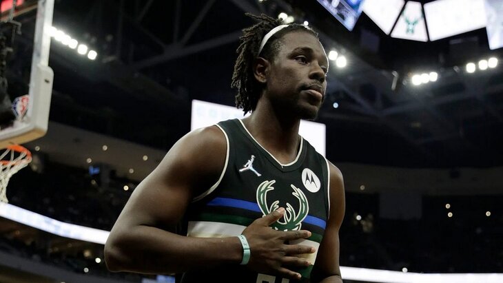 Джру Холидэй