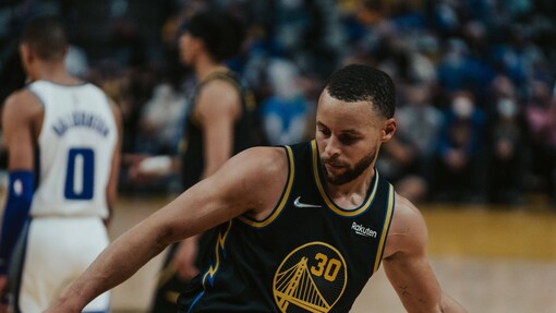 Прогноз на матч Голден Стэйт — Бостон