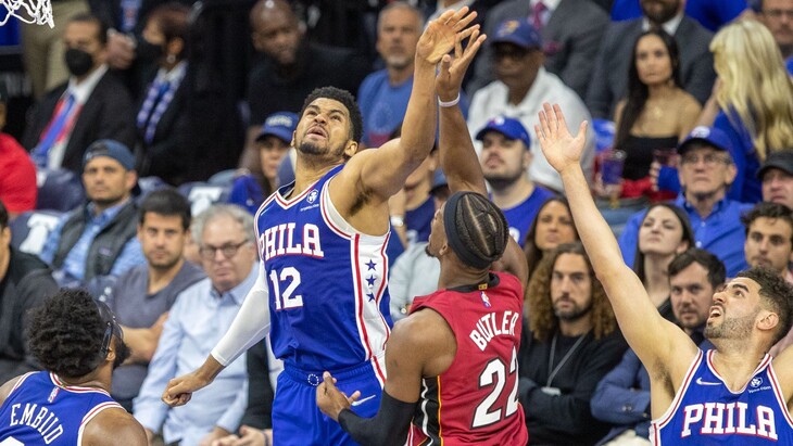 «Сиксерс» — «Хит»