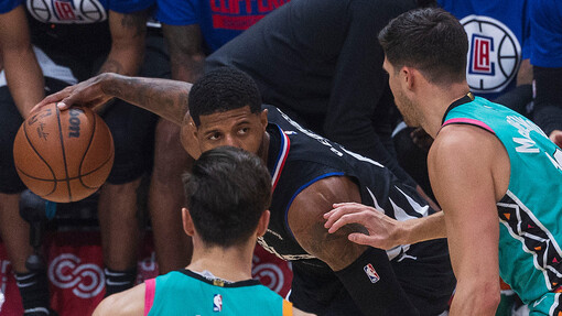 Прогноз на матч Торонто — Сан-Антонио