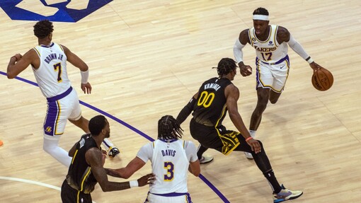 Прогноз на матч Лос-Анджелес Лейкерс — Торонто