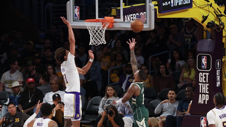 «Лос-Анджелес Лейкерс» — «Милуоки»