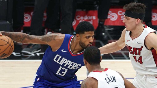 Прогноз на матч Финикс — Майами