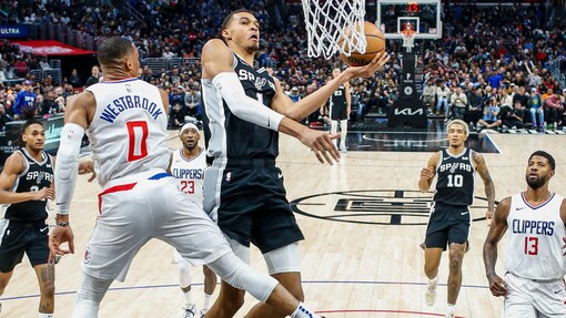 Прогноз на матч Сан-Антонио — Шарлотт