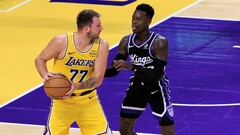 «Лос-Анджелес Лейкерс» — «Сакраменто»