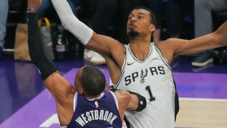 «Сакраменто» — «Сан-Антонио»