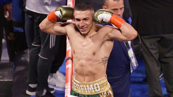 Теофимо Лопес