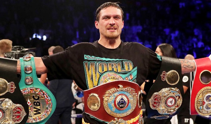 Александр Усик