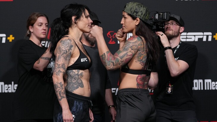 Пэнни Кианзад (справа)