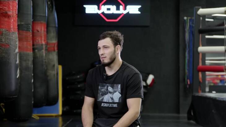 Анис Екубов