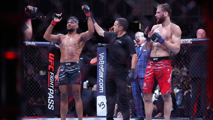 Андрей Пуляев (справа)