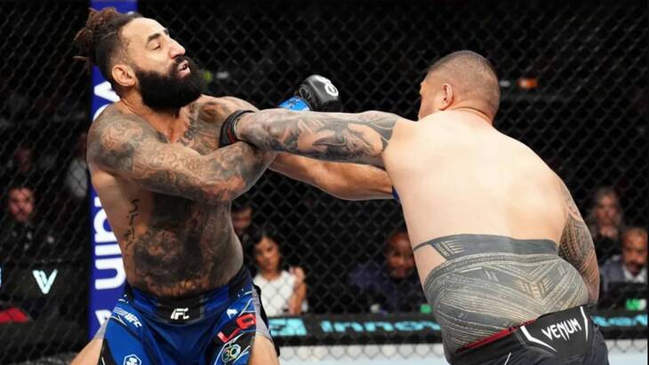 Остин Лэйн (слева)