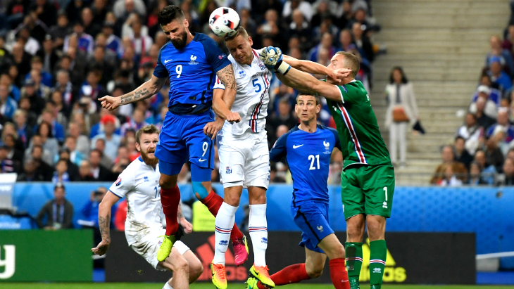 Жиру забивает пятый гол