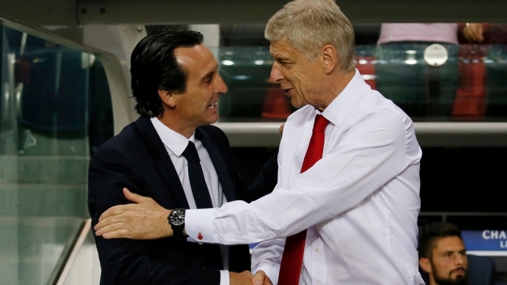 Дуэль Венгера (справа) и Эмери в первом туре не выявила сильнейшего