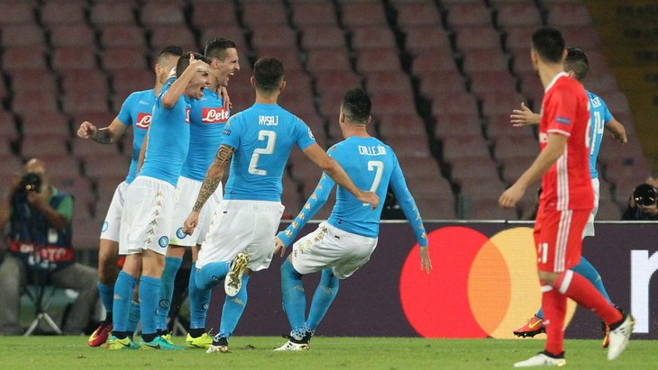 В первом матче «Наполи» обыграл «Бенфику»