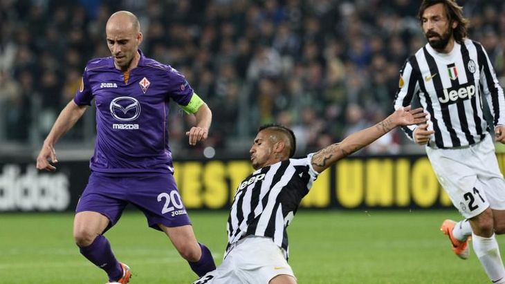 борьба в матче «Фиорентины» и «Ювентуса»