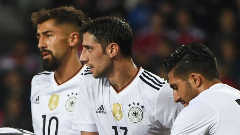 Перед игрой в Нюрнберге немцы расписали мировую с датчанами (1:1)