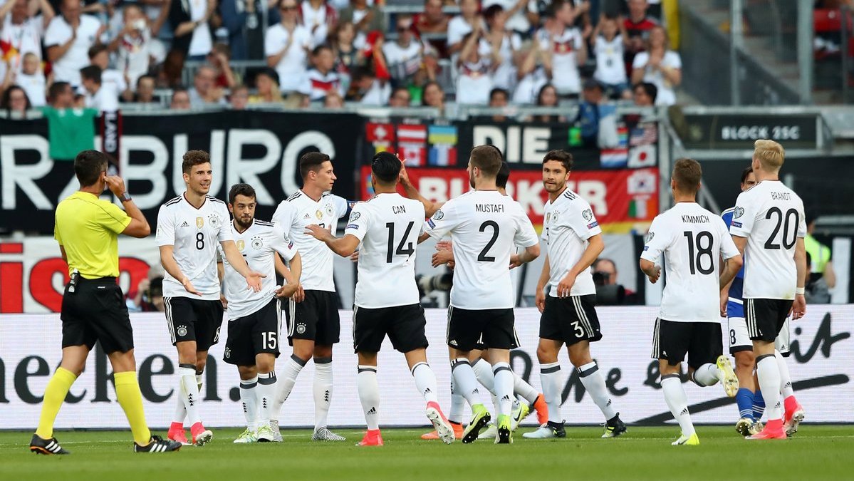 Футболисты сборной Германии