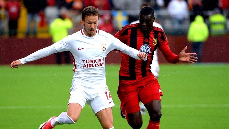 «Галатасарай» попытается отыграть два мяча у «Эстерсунда»