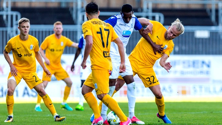 «Лех» сыграет дома с «Хогессунном»