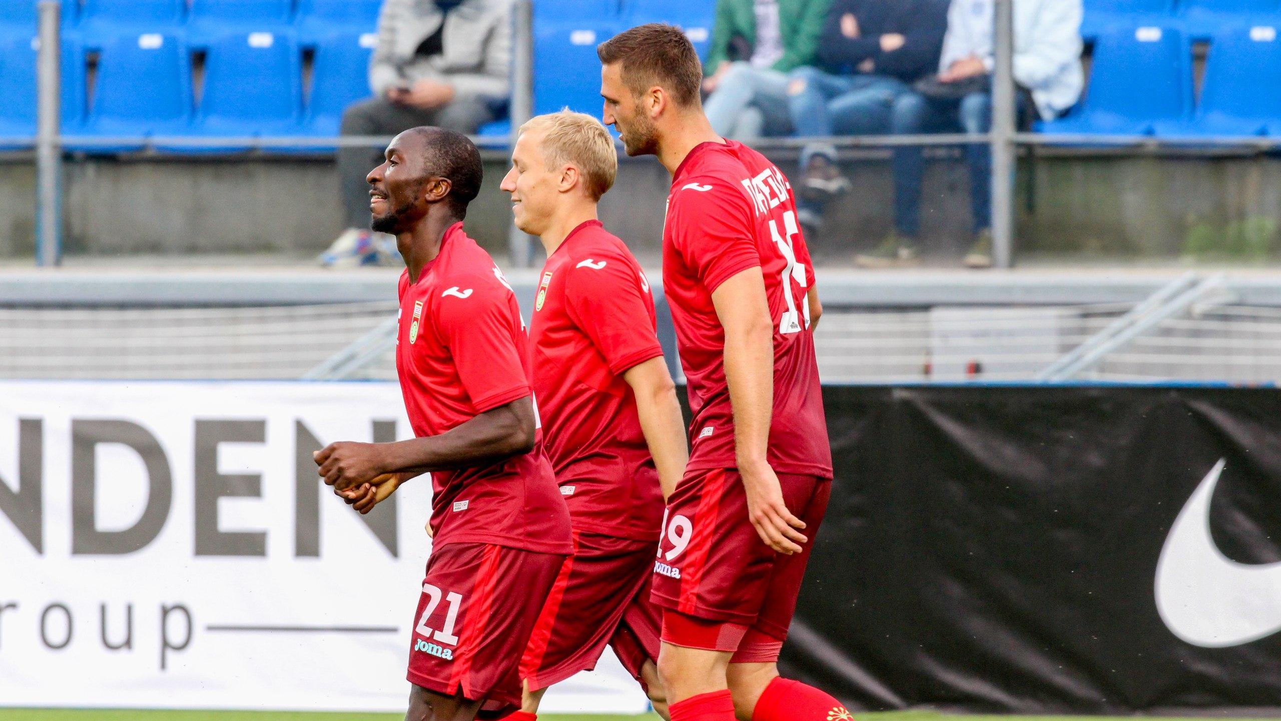 Футболисты «Уфы»