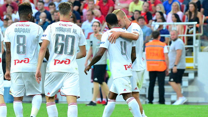 Футболисты «Локомотива»