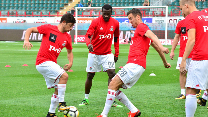 Футболисты «Локомотива»