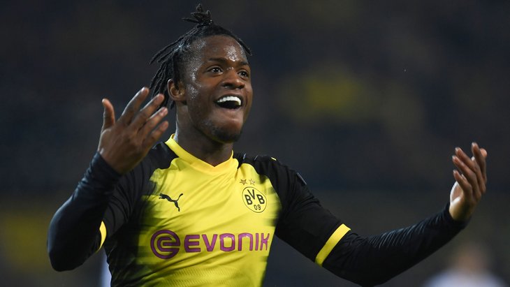 Миши Батшуаи стал главным форвардом «Боруссии»