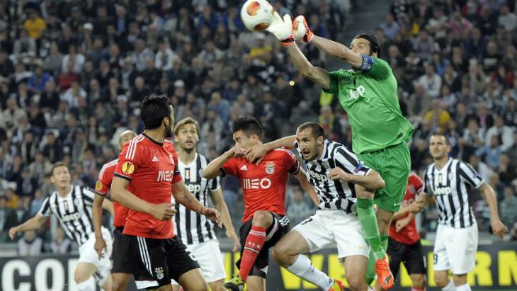 В последнюю встречу команд в воротах «Юве» еще играл Буффон