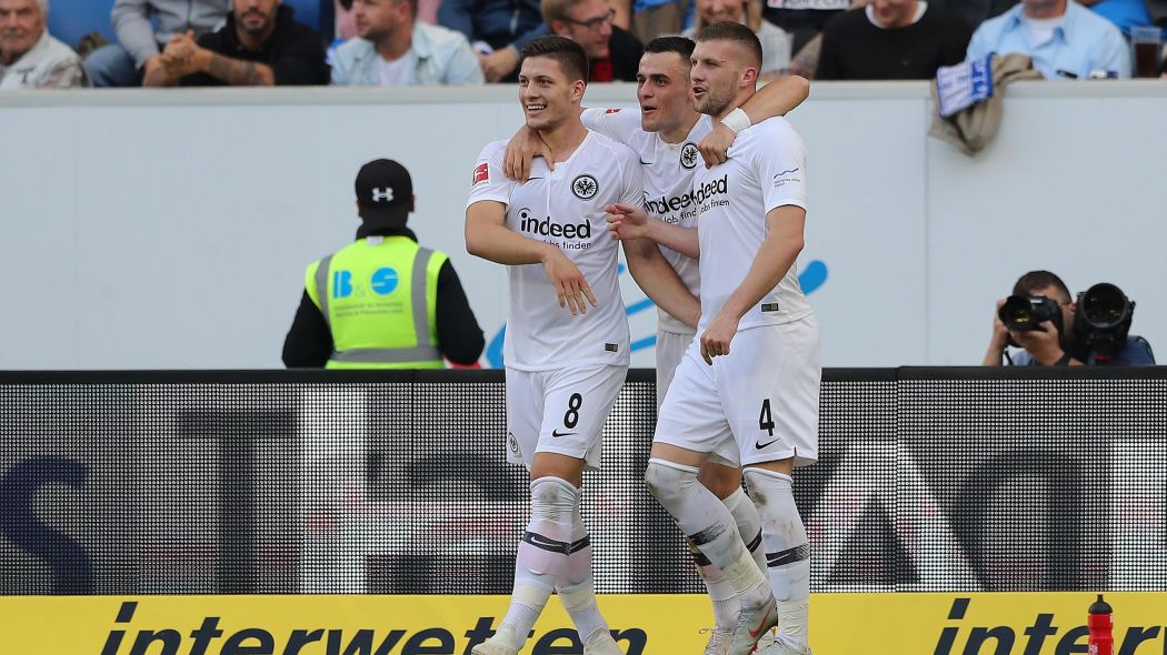 «Айнтрахт» на три очка отстает от зоны Лиги Европы