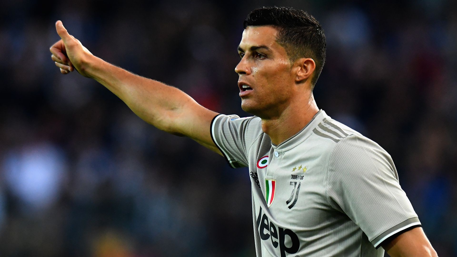 Роналду — лучший бомбардир «Юве» в Серии А