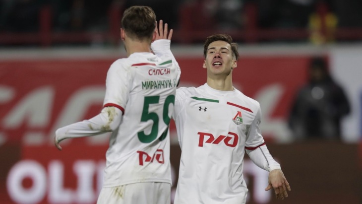 «Локомотив» идет в тройке лидеров