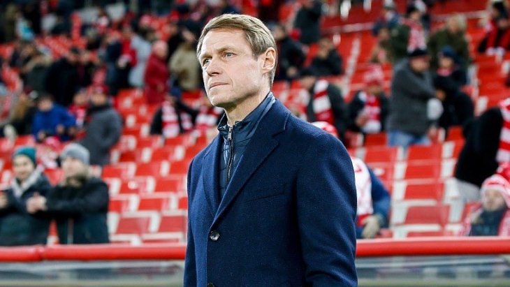 Олег Кононов