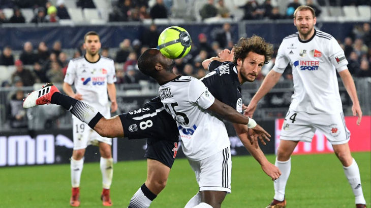 Фрагмент матча прошлого сезона