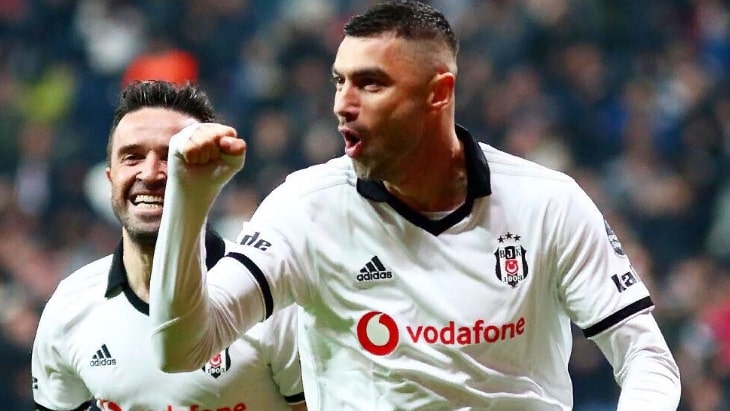 Йылмаз должен помочь своей сборной победить