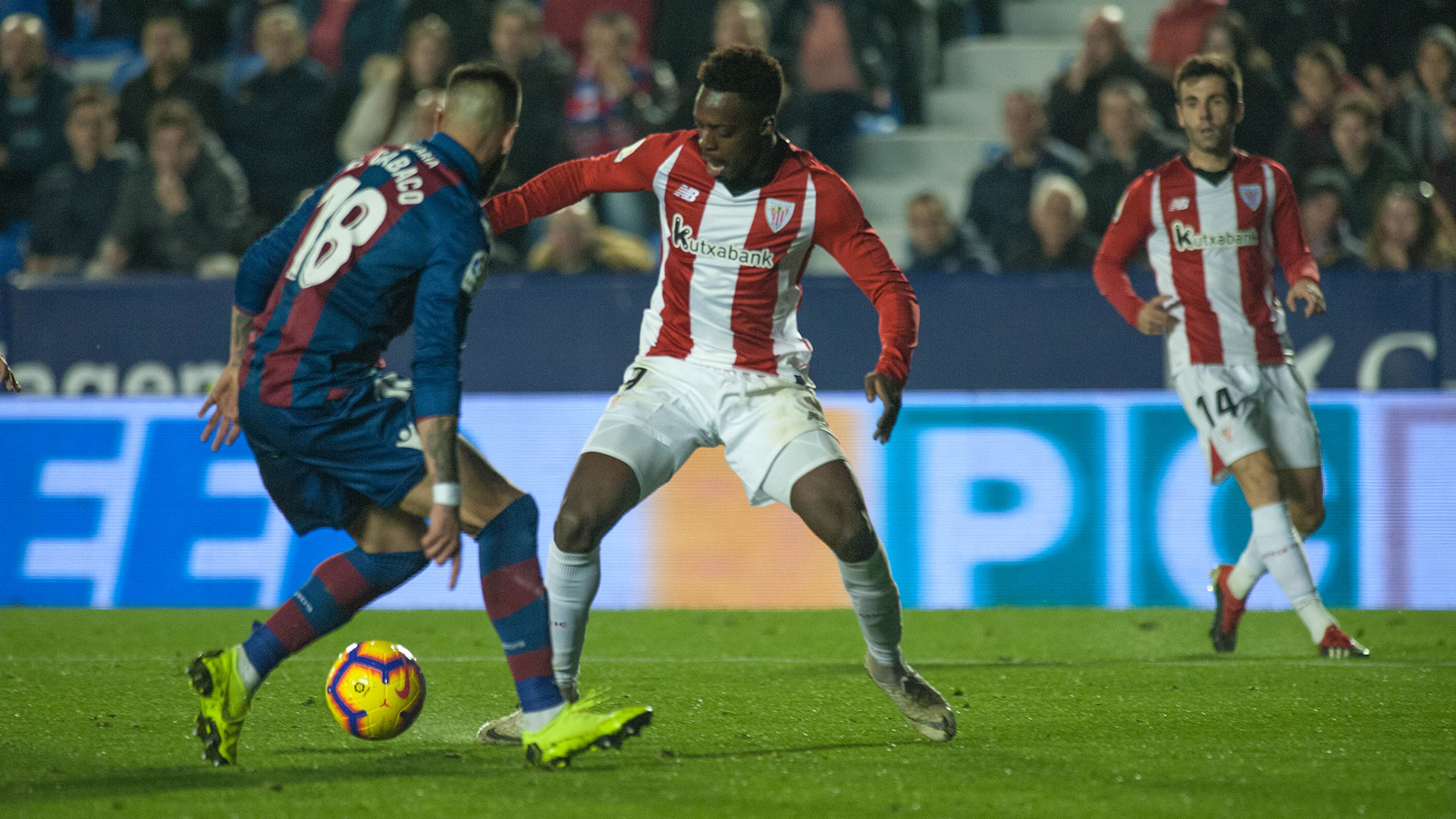 «Атлетик» на три очка отстает от зоны еврокубков