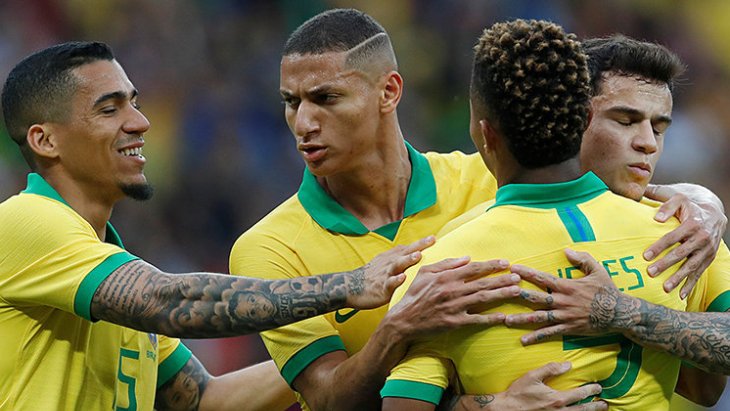 Бразильцы уже набрали 4 очка