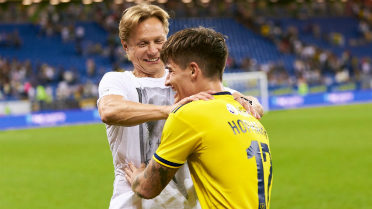 Валерий Карпин