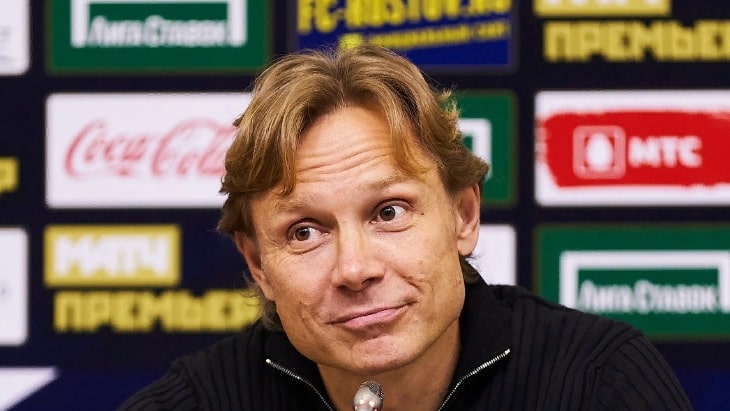 Валерий Карпин