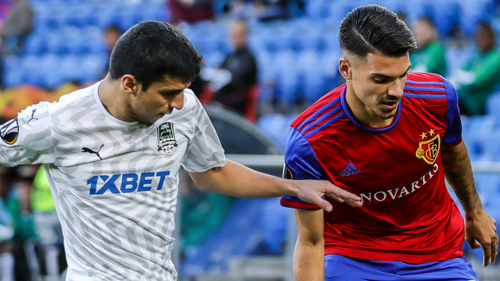 Магомед Шапи-Сулейманов в матче с «Базелем»