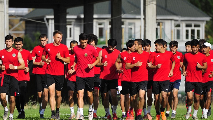 «Истиклол» лидирует в таблице