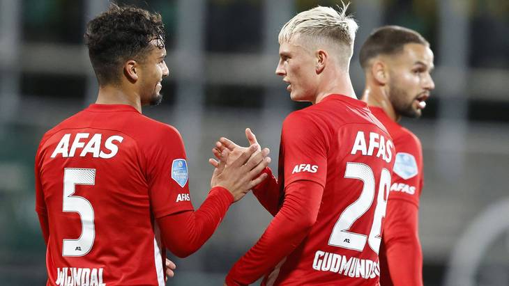 АЗ в первом туре сенсационно выиграл у «Наполи»