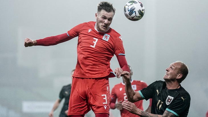 Люксембург лидирует в своей группе