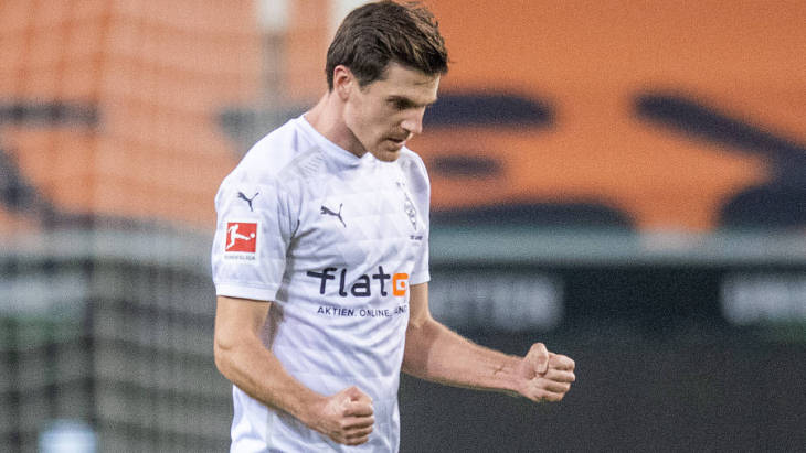 Йонас Хофманн оформил дубль в игре с «Баварией»