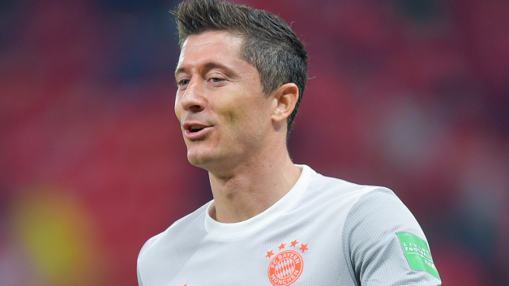 Роберт Левандовский на этом турнире забил уже два мяча