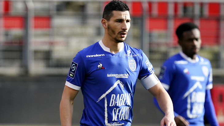 Футболист «Труа»